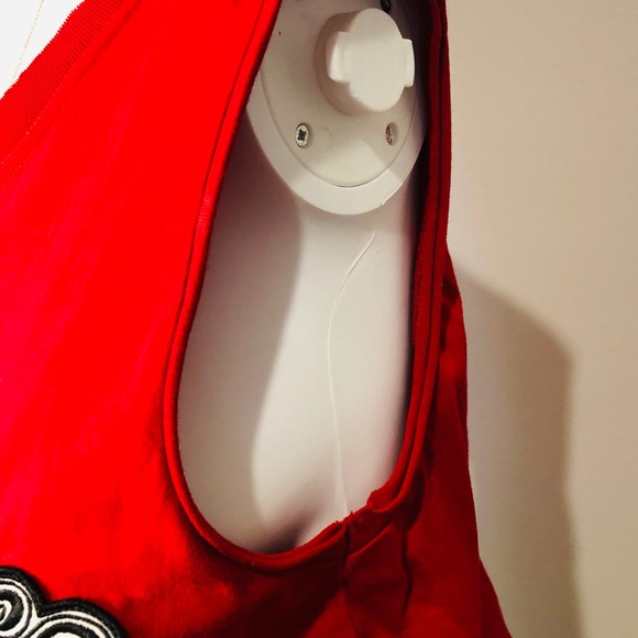 AJE Raw Edge Appliqué Logo Red Tank Top Singlet Sleeveless Tee T-Shirt S… - Picture 4 of 7